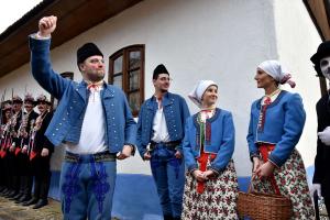 Fašank u domku zvěroklestiče